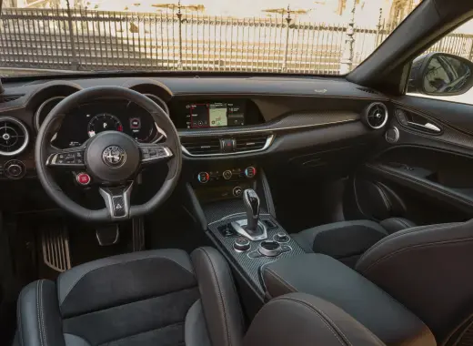 Alfa Romeo Stelvio Veloce AWD 2024