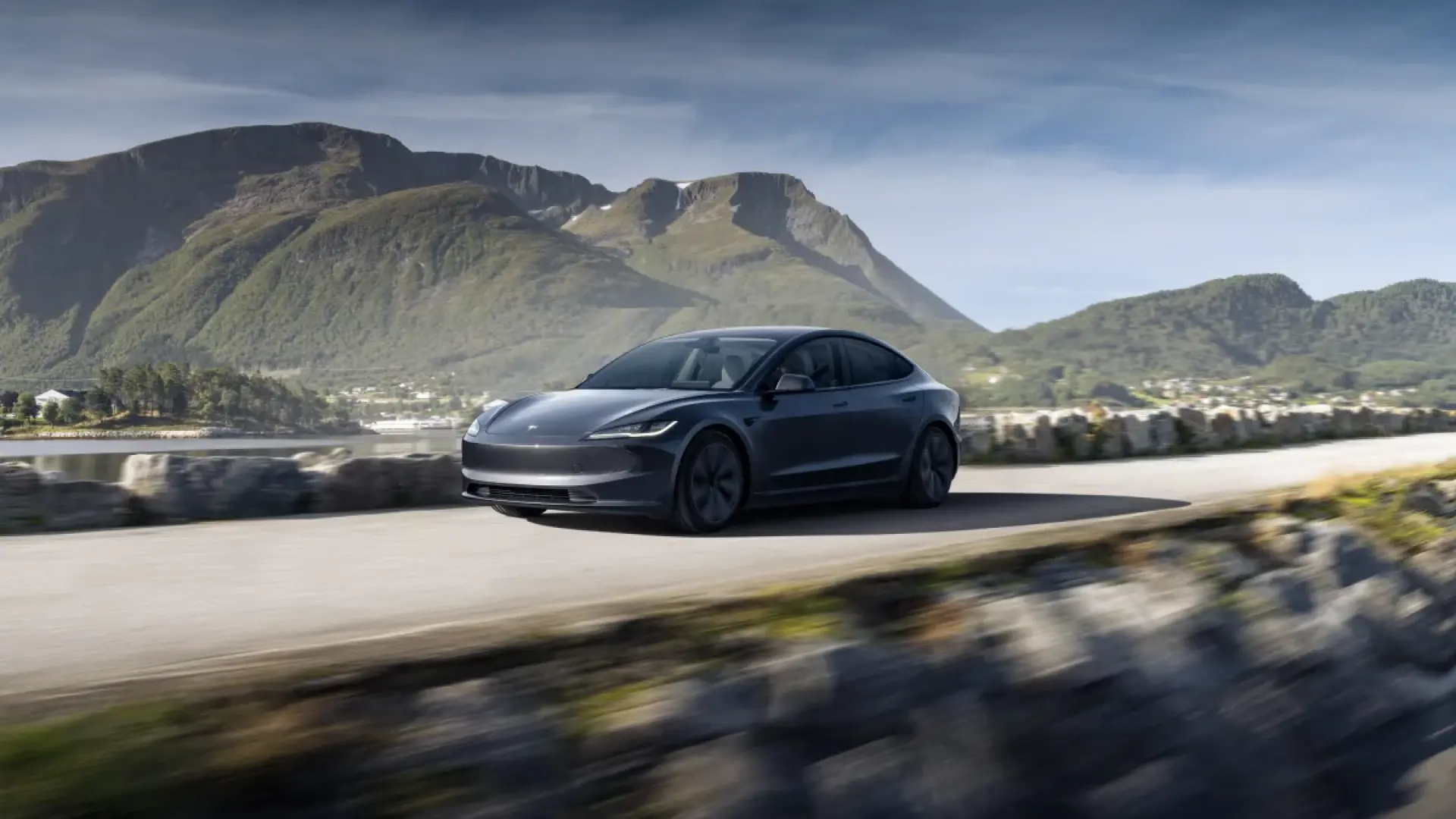 Tesla Model 3 Long Range AWD 2024