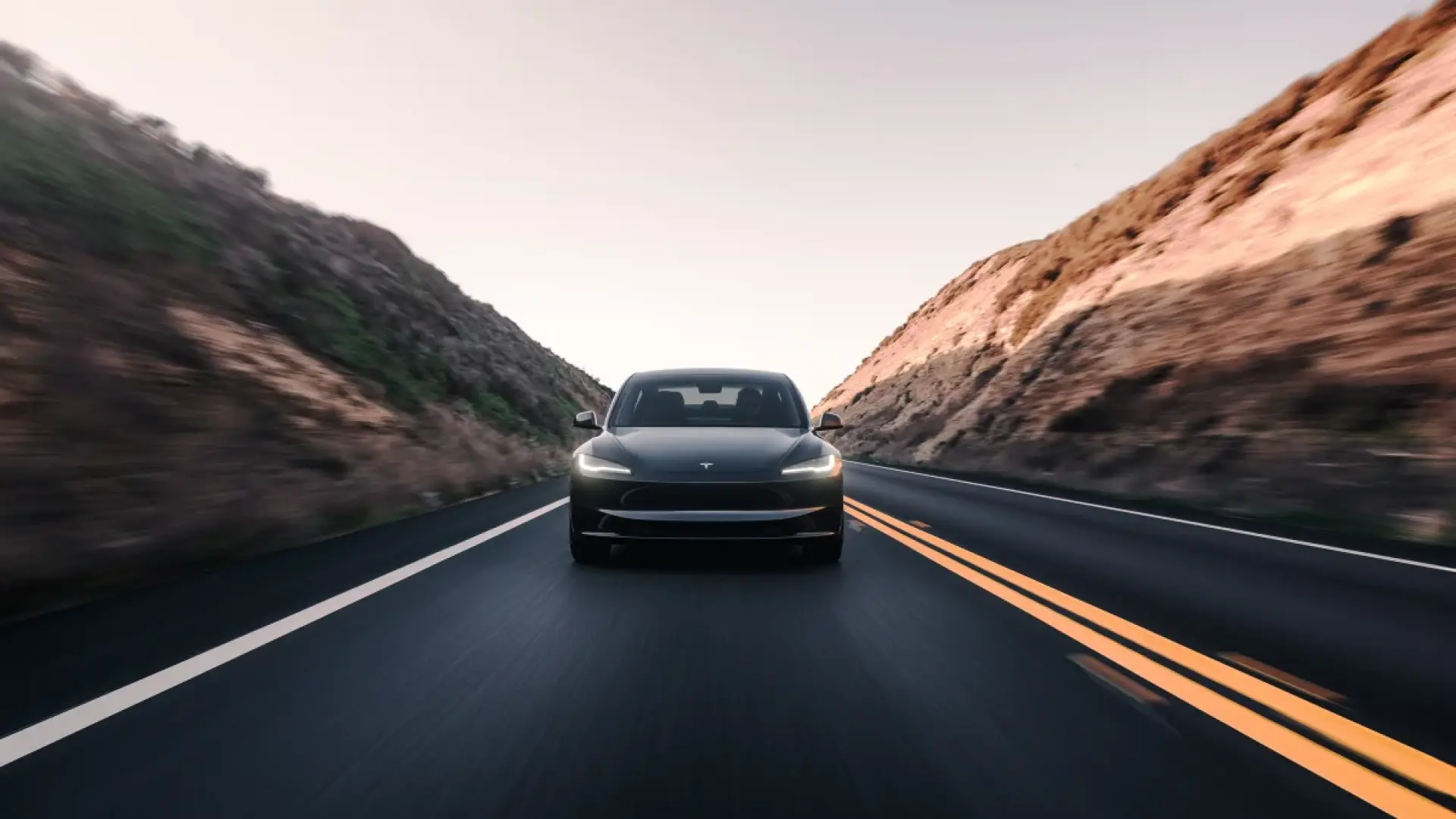 Tesla Model 3 Long Range AWD 2024